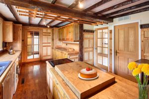 Photo 32- click for photo gallery